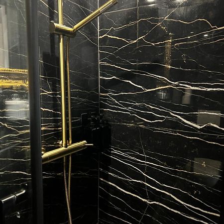 Cocoon Gallery Parigi Esterno foto